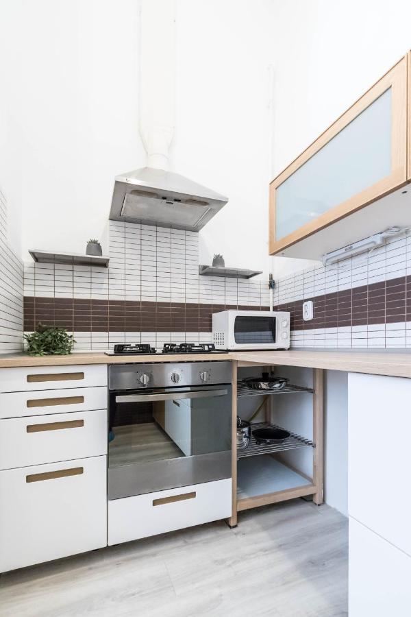 Leda'S Apartment Next To The Danube And Fashion Street Budapest Exteriör bild